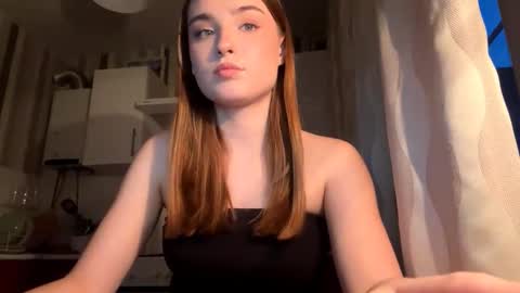 Ola my name is Lissa  Lets hit 10 Thumbs Up together   online show from 03-26-26, 03:39