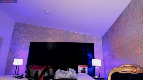 Kim online show from 02-12-25, 05:58