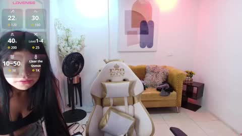 Kitty online show from 03-21-26, 12:32