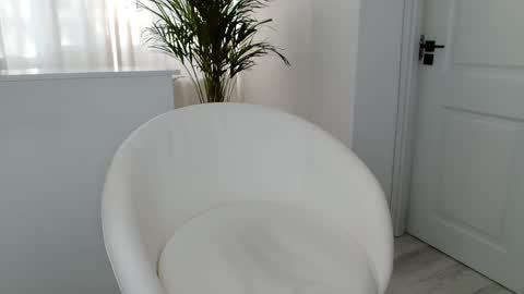 Snapshot of kiki_akai chatting on 03-12-25, 06:29 Ada online show from 03-12-25, 06:29