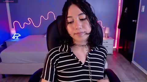 kIKI online show from 02-24-25, 02:58