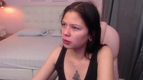 kIKI online show from 09-19-25, 11:33