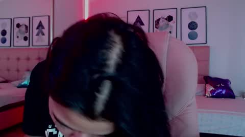 kIKI online show from 01-16-26, 08:35