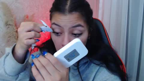 kIKI online show from 03-04-26, 04:51