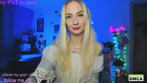 Kiki online show from 05-10-26, 10:37