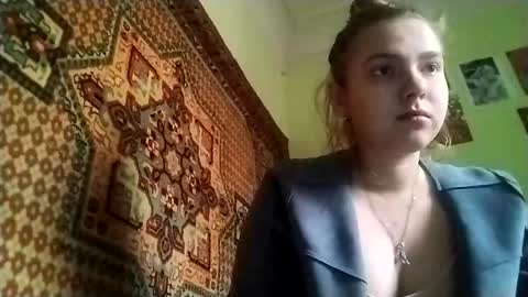 kikibang_ online show from 12-01-25, 08:19