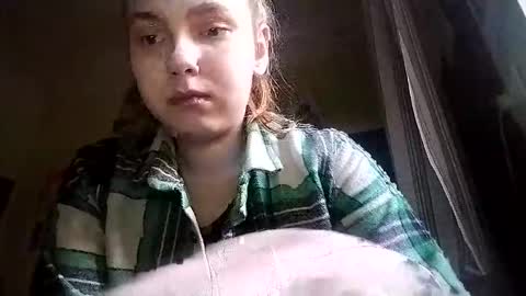 kikibang_ online show from 01-12-26, 08:41