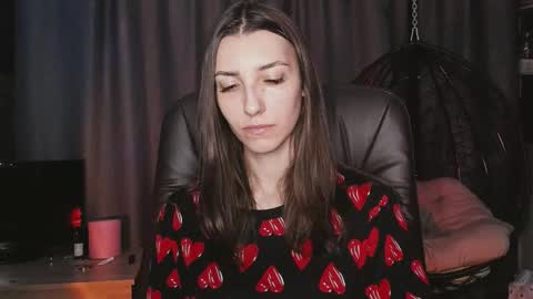 Snapshot of kikies_ chatting on 10-03-25, 11:57 Mika and Miranda online show from 10-03-25, 11:57