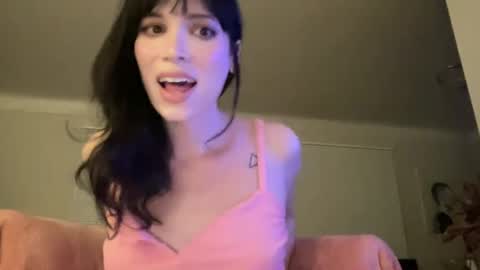 Snapshot of kikihart chatting on 01-04-25, 01:42 Kiki Hart online show from 01-04-25, 01:42