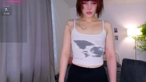 Kiki online show from 07-31-26, 04:34
