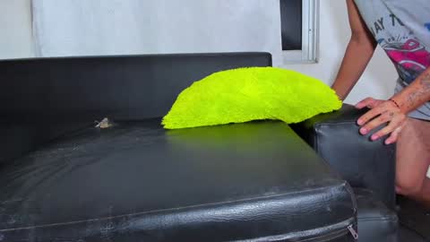 kikio_yu online show from 12-12-24, 06:57