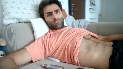 Snapshot of kikkus01 chatting on 05-17-26, 01:51 kikkus01 online show from 05-17-26, 01:51