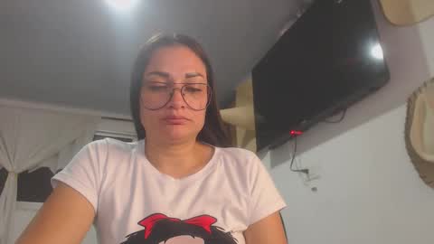 Snapshot of killey_saints chatting on 06-04-26, 01:22 killey online show from 06-04-26, 01:22