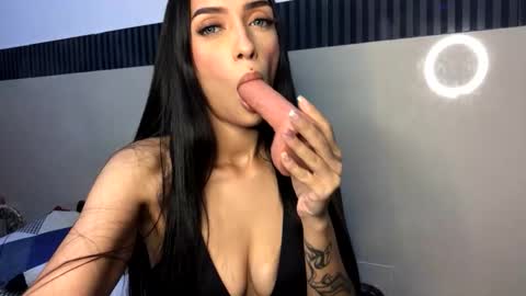 Camilo  Vanessa online show from 04-04-26, 04:26