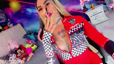 Snapshot of kilye_nellaa chatting on 05-27-26, 04:53 kylie anthonella online show from 05-27-26, 04:53