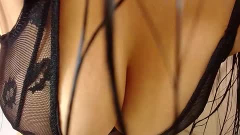 Mia  Kim online show from 02-02-26, 04:27