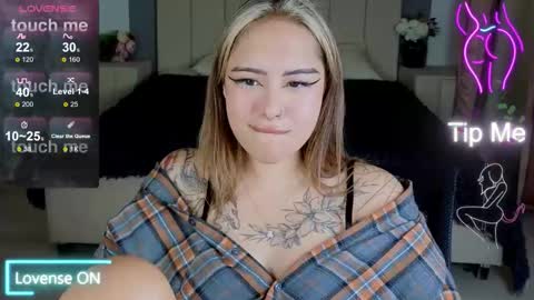 Kim online show from 09-17-25, 06:04