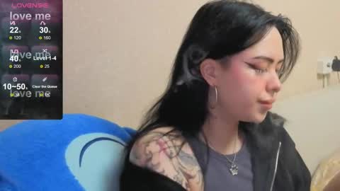 Snapshot of kim_brownie chatting on 05-01-26, 08:35 Kim online show from 05-01-26, 08:35