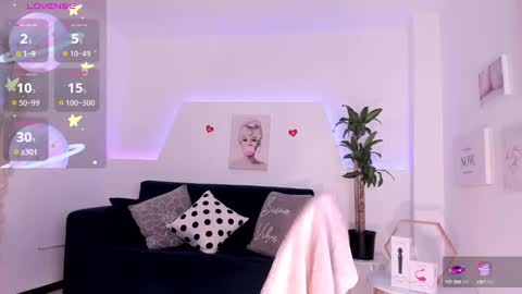 Kim  online show from 01-22-25, 03:52