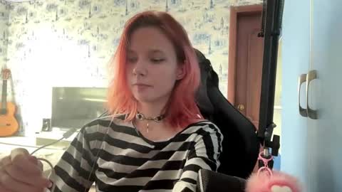 Snapshot of kimberleybiemer chatting on 06-09-26, 04:13 Mary online show from 06-09-26, 04:13