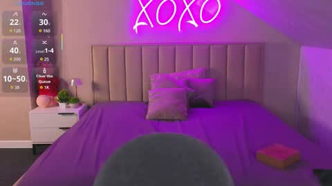 kimberlly_smith online show from 11-29-25, 12:35