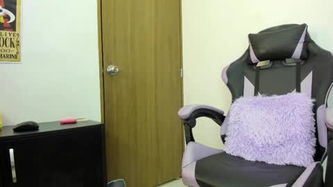 kamila online show from 04-27-26, 11:36