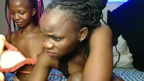 Kimberly online show from 11-22-25, 04:22