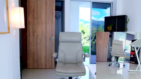 Melissa online show from 12-01-25, 09:09