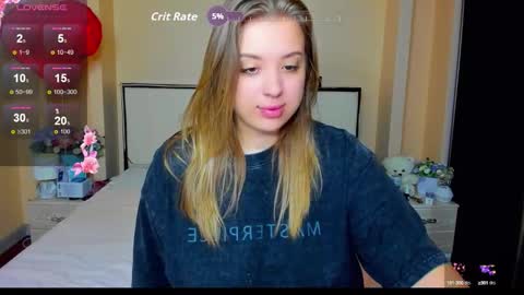 Snapshot of kimberly_mmm chatting on 09-19-25, 04:18 kimberly_mmm online show from 09-19-25, 04:18