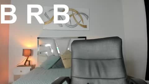 Snapshot of kimberlycoxxx chatting on 12-07-24, 06:54 kimberly online show from 12-07-24, 06:54