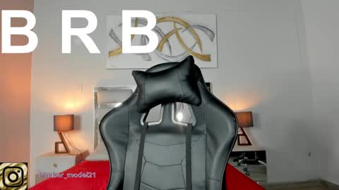 Snapshot of kimberlycoxxx chatting on 12-28-24, 12:47 kimberly online show from 12-28-24, 12:47