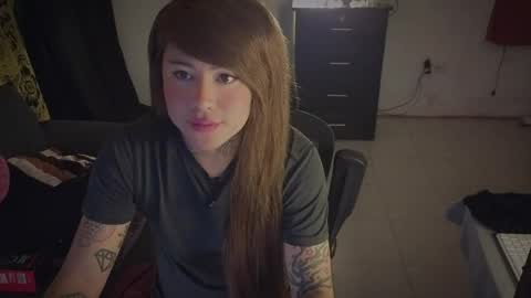 Kimberly Polizzi     online show from 06-02-26, 10:23