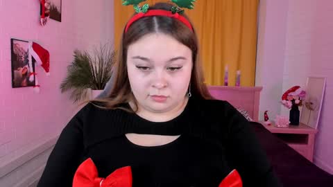 Snapshot of kimberlymaran chatting on 12-17-24, 09:17 The one that you wont be able to forget online show from 12-17-24, 09:17