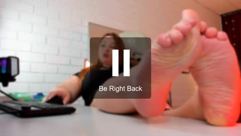 Snapshot of kimberlymaran chatting on 02-08-25, 12:06 The one that you wont be able to forget online show from 02-08-25, 12:06