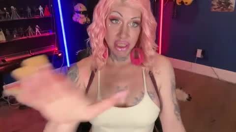 Snapshot of kimberlynnhaven chatting on 12-29-24, 08:00 Kimber Haven online show from 12-29-24, 08:00