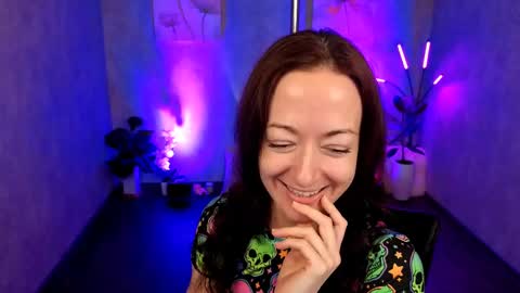 Snapshot of kimberlyray777 chatting on 02-15-25, 04:01 Kimberly online show from 02-15-25, 04:01