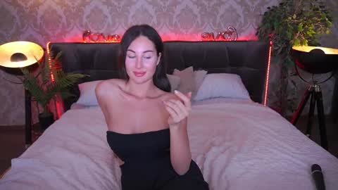 Kim online show from 03-02-25, 02:43