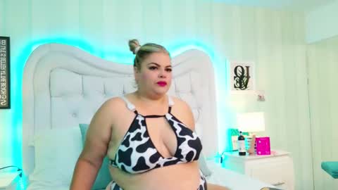 Snapshot of kimbrookss chatting on 01-09-26, 11:02 KimBrooks online show from 01-09-26, 11:02