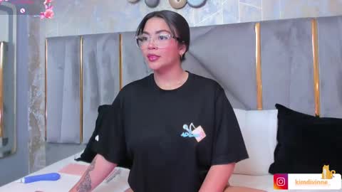  KIM  online show from 03-05-25, 02:36