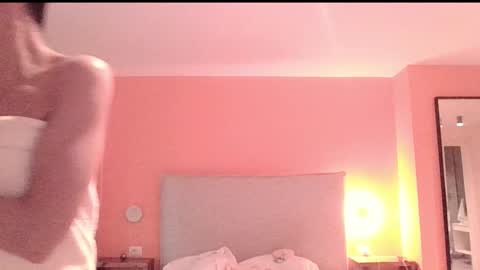 Kim  online show from 01-14-26, 10:10