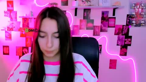 kimi_glow online show from 04-30-26, 08:53