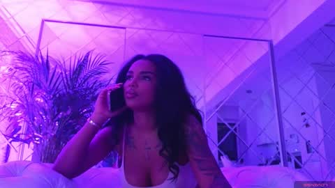 Kim online show from 12-15-25, 09:02