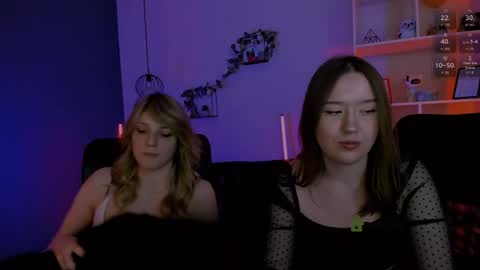 just Kimi  online show from 04-20-26, 07:04