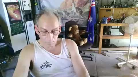Snapshot of kimintheshed chatting on 03-22-26, 06:28 kimintheshed online show from 03-22-26, 06:28