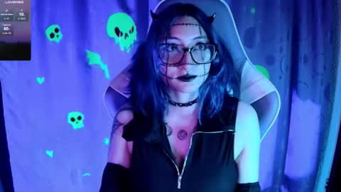   online show from 11-21-25, 02:16