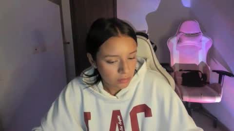 kimmi online show from 01-06-26, 11:07