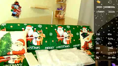 Kim online show from 12-16-24, 07:43