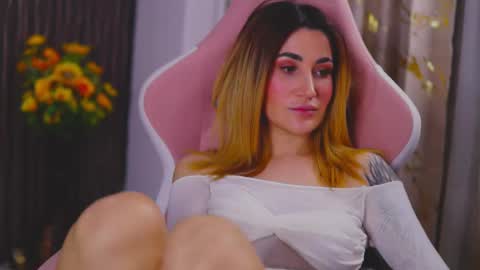 KimSkye online show from 02-18-25, 01:54