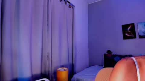 Kim online show from 07-09-26, 02:59