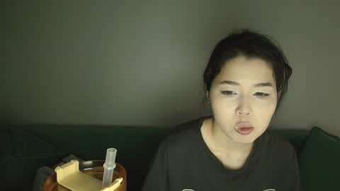 Kimi online show from 05-26-26, 03:02